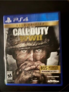 Call of Duty: WWII - PS4 (Blue Case)